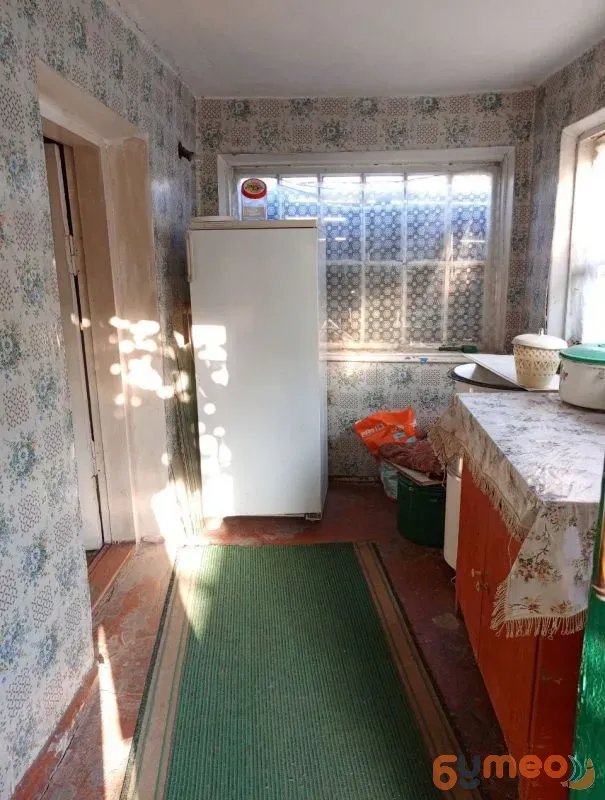 Продам часть дома и флигель