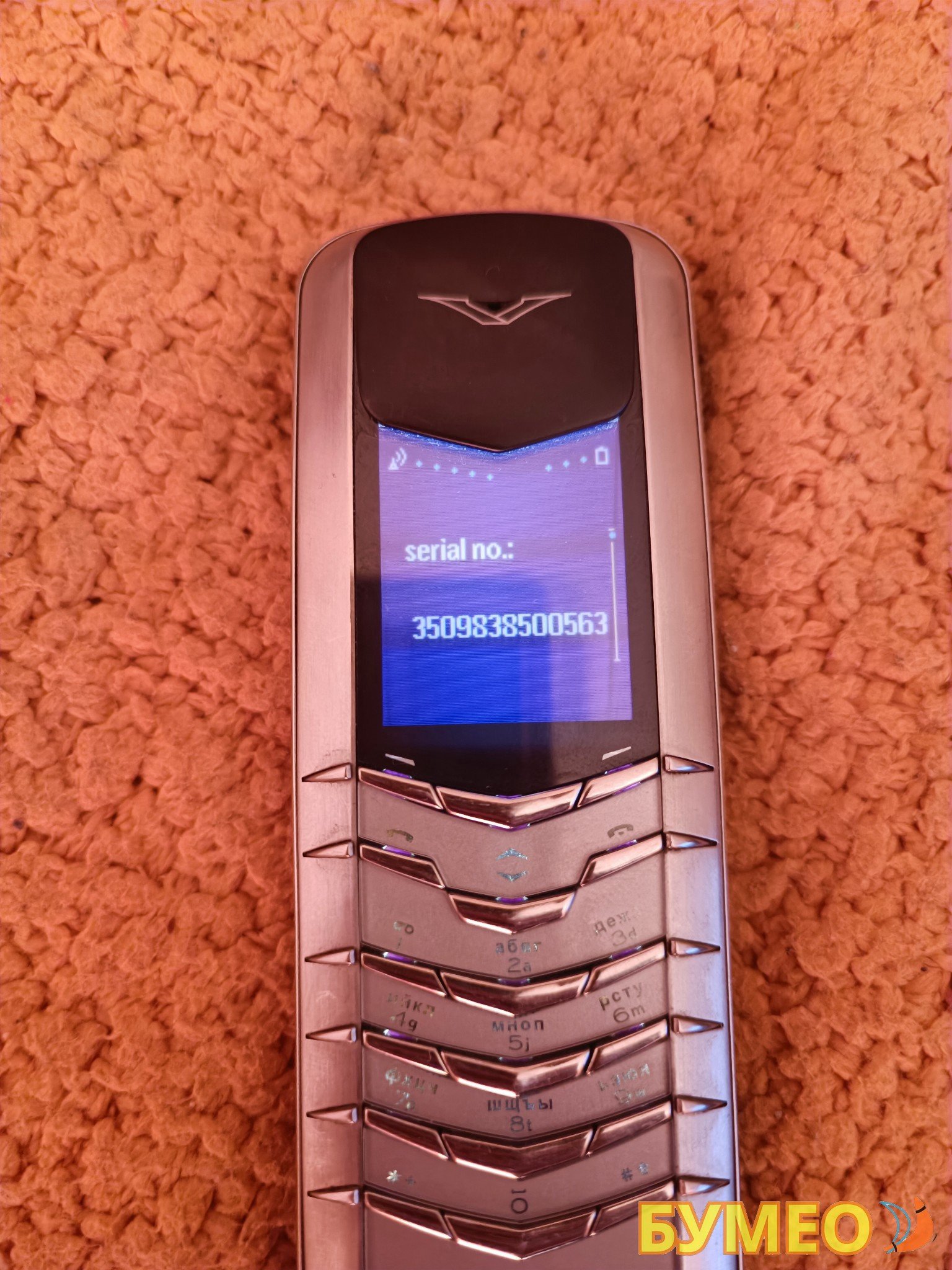 Телефон Vertu Signature M