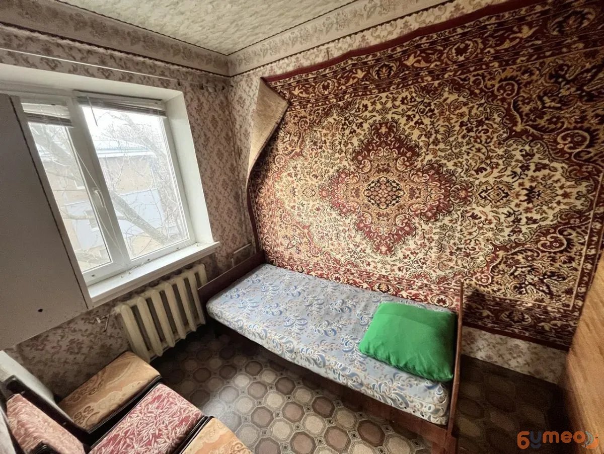 Продам 4-к квартиру