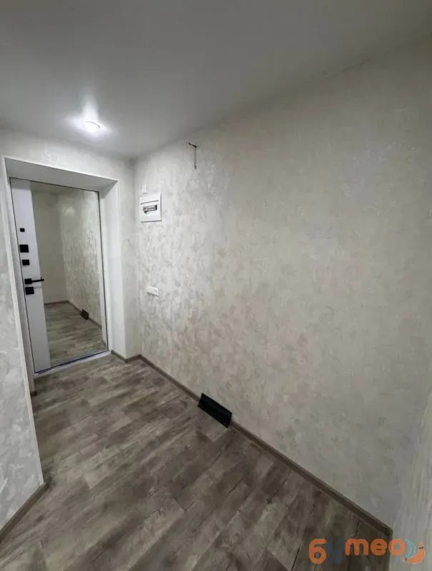 Продам 2- к квартиру в самом центре Луганска