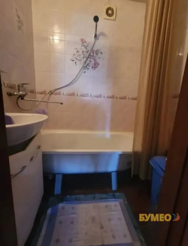 Продам 2- к квартиру р- н ВВАУШ